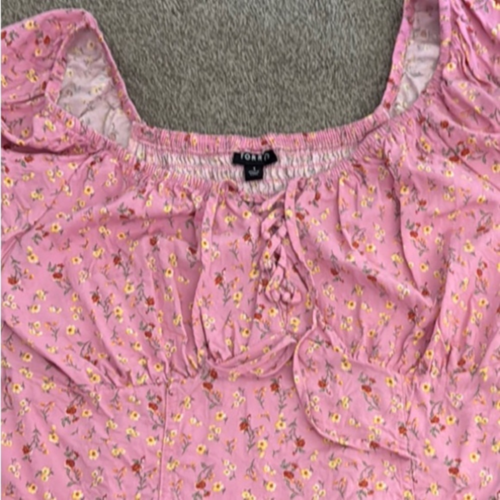 Torrid corset Pink Puff Sleeve Smocked Blouse